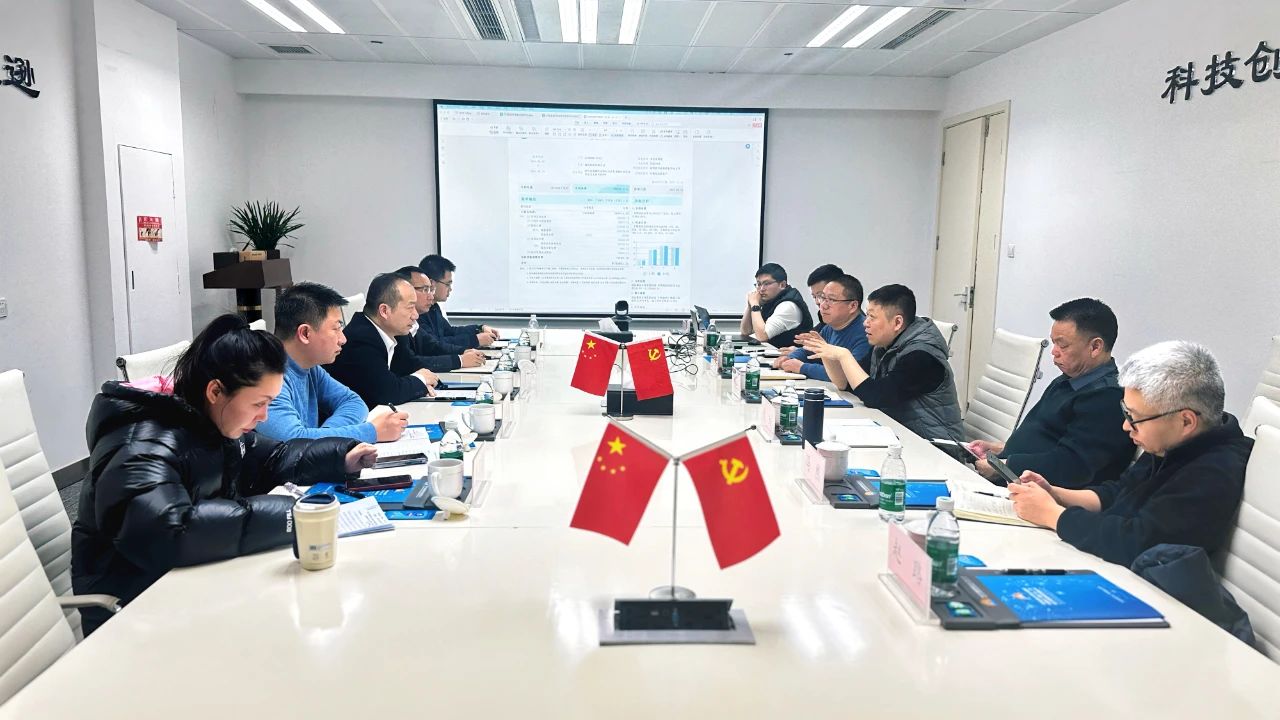 简讯┃浙商银行股份有限公司成都分行副行长刘平一行莅临智网公司参观交流